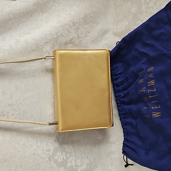 Stuart Weitzman Gold Evening Shoulder Bag. - Picture 7 of 11